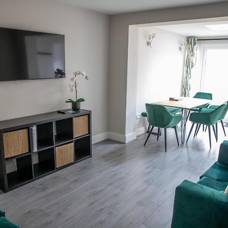 Wave Stays - Ground Floor Apartment - Outside Seating Area Cleveleys Luaran gambar