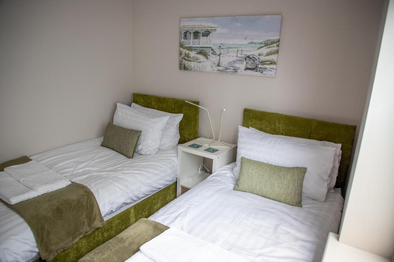 Wave Stays - Ground Floor Apartment - Outside Seating Area Cleveleys Luaran gambar