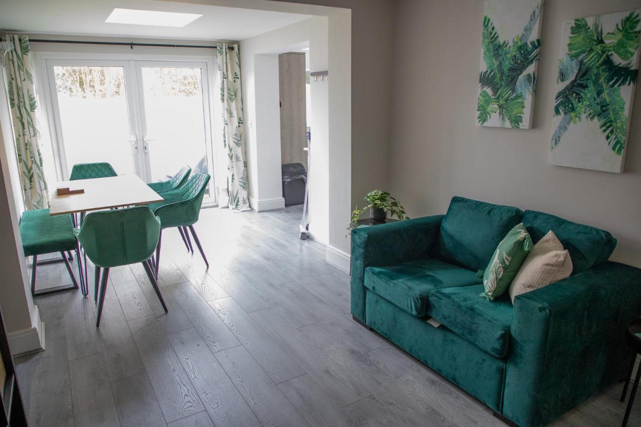 Wave Stays - Ground Floor Apartment - Outside Seating Area Cleveleys Luaran gambar